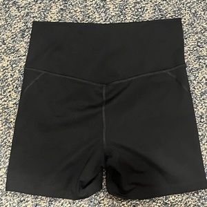 Girlfriend Collective Bike short